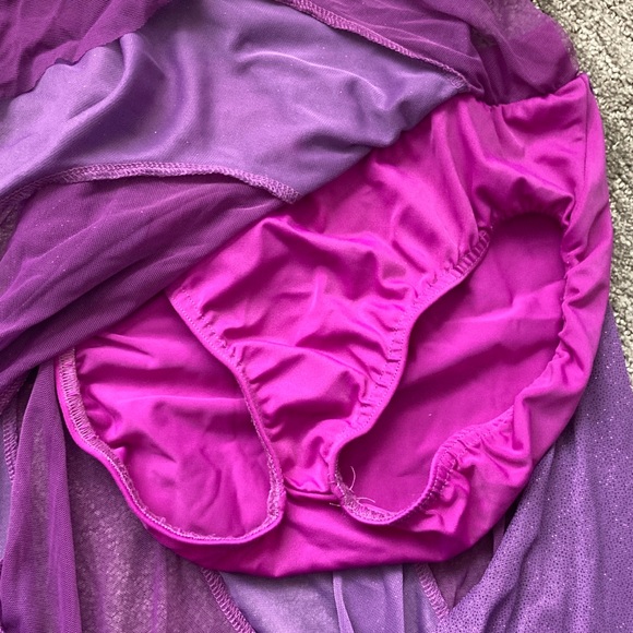 Kelle Large Child Sheer Layered One Shoulder Strap - Picture 9 of 12